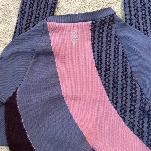 Free People Movement color block pink and purple top size XS/S - Picture 5 of 5